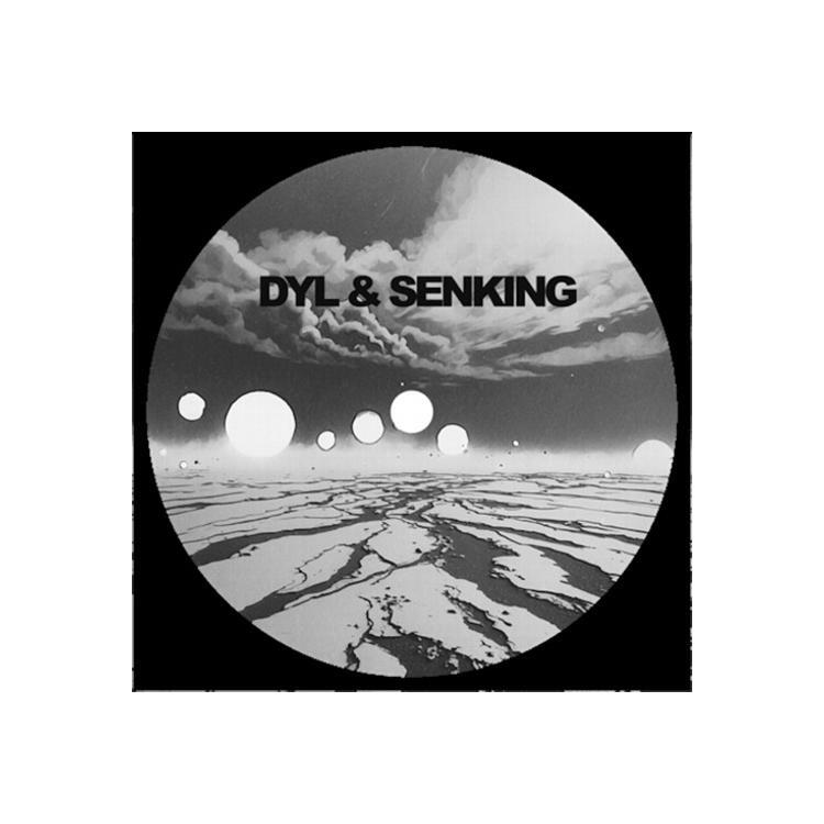 DYL & SENKING - Diving Saucer Attack